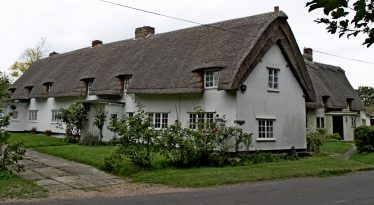 Willow Way Cottage, 17th Century, 9-11 North End | Photograph by Bruce Huett, 2014