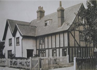 Chiswick Farm House post 1920 | Unknown photographer