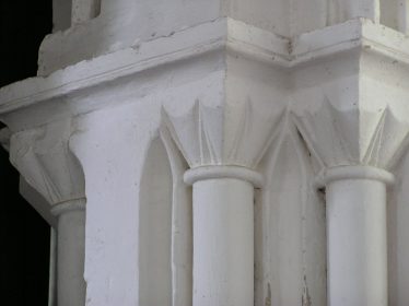 Scallop capitals on the arch from the nave into the tower Scallop capitals on the arch from the nave into the tower | Peter Draper