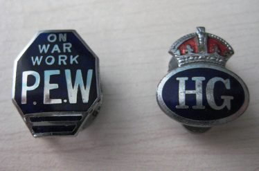 Home Guard badges which belonged to Gordon Handscombe Home Guard badges which belonged to Gordon Handscombe | Photograph supplied by Ann Handscombe