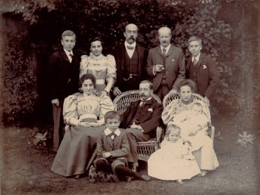 Adelaide and Mackenzie Butlin with their children Doris and James.  Please see the comment below for the other names of those pictured. | Photograph supplied by Robert Butlin