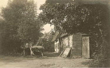 The Smithy at the Old Town House, North End, Meldreth, 1925 | Photo supplied by Joan Gane