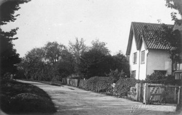 Chiswick Farm House ~1920 | Robert Clarke postcard